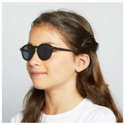 Lunettes De Soleil Izipizi D Sun Junior Black Soft Grey Lenses Cat 3 -Lunettes De Soleil ca6416182a66d09d4a36cdb86d447ec14855061c VE19IZIPLUN017 2